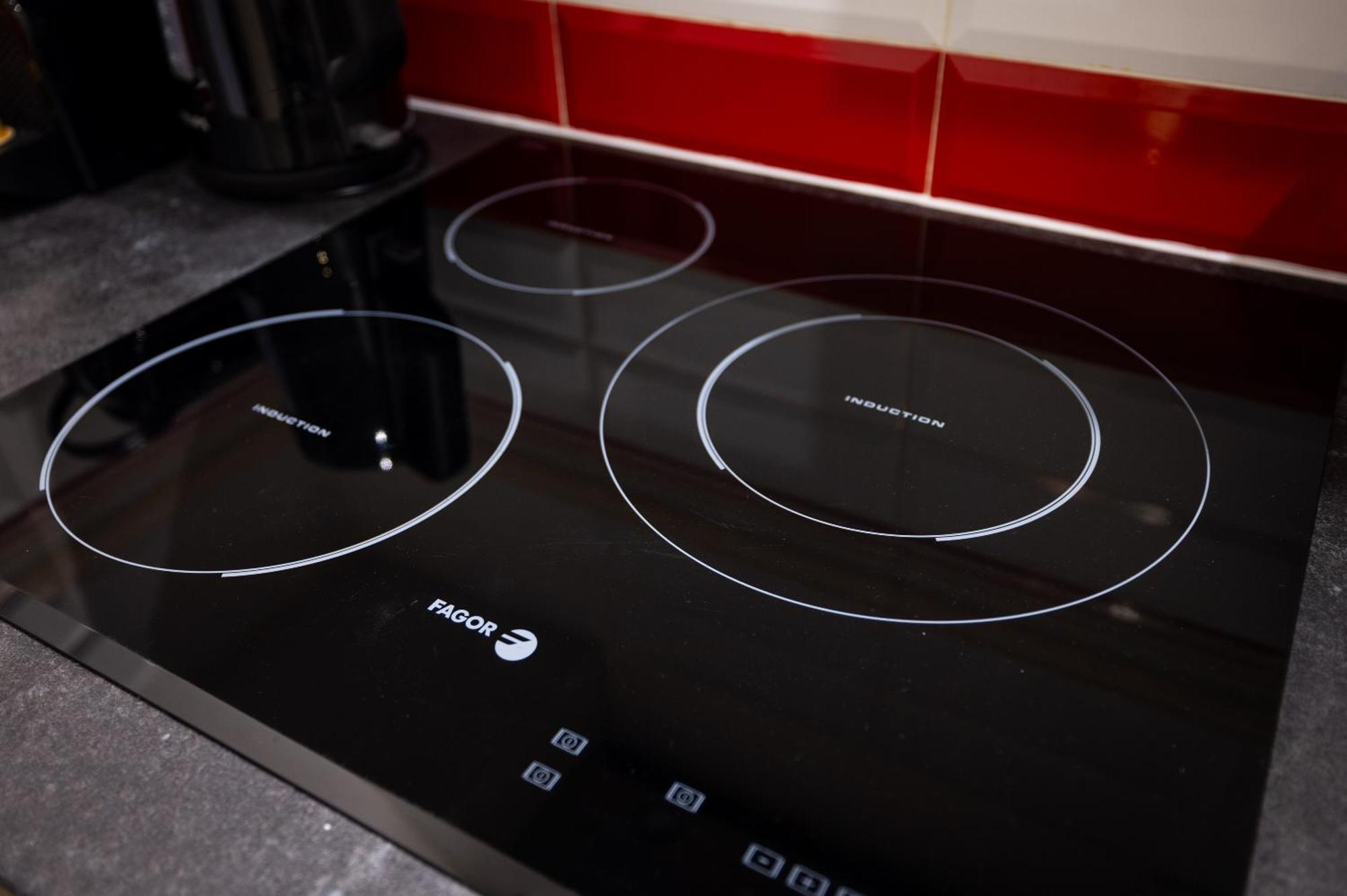 Stay U-Nique Apartments Radas Barcelona Ngoại thất bức ảnh